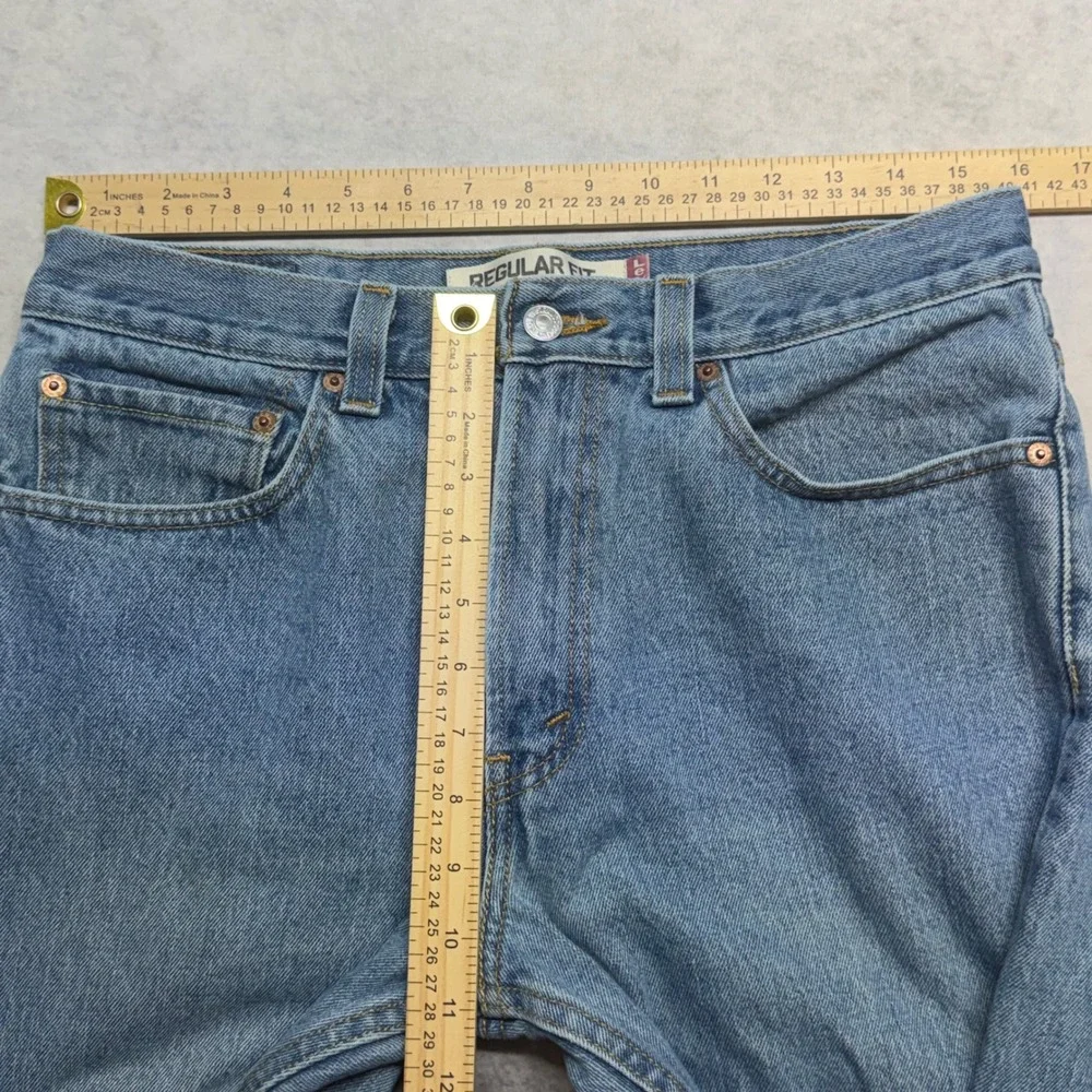 Levis 505 Regular Fit Mens 32x30 Blue Medium Wash Straight Leg Denim Jeans Y2K